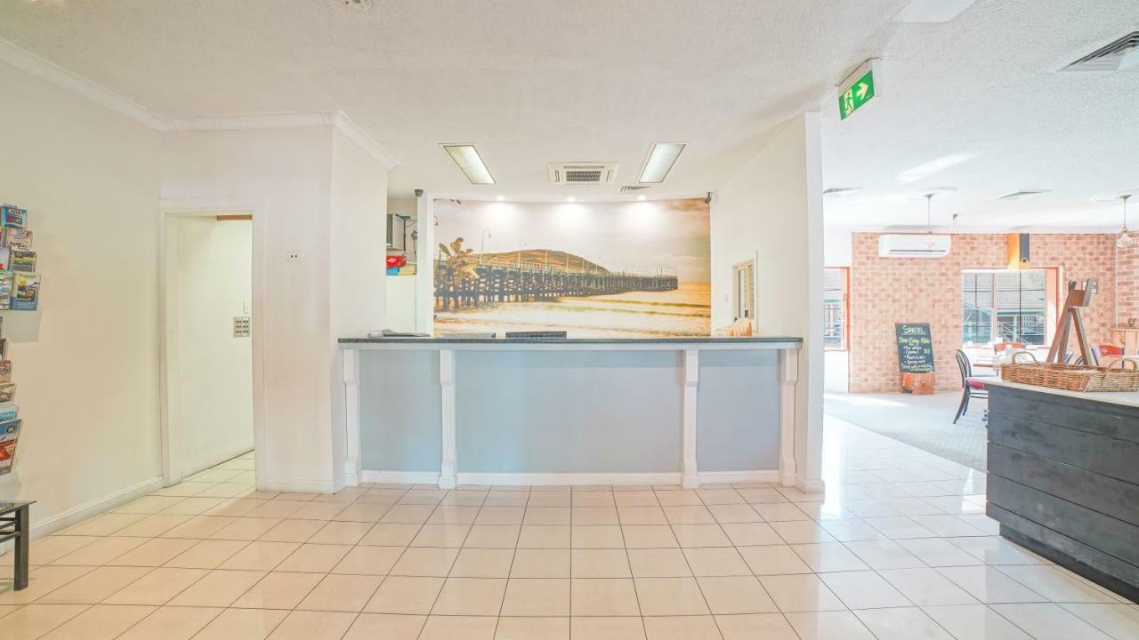 Country 2 Coast Motor Inn Coffs Harbour Dış mekan fotoğraf