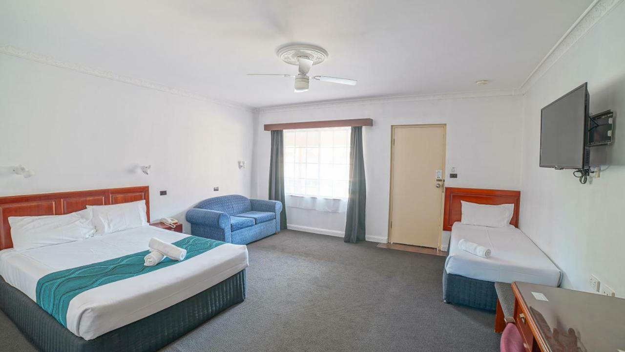Country 2 Coast Motor Inn Coffs Harbour Dış mekan fotoğraf