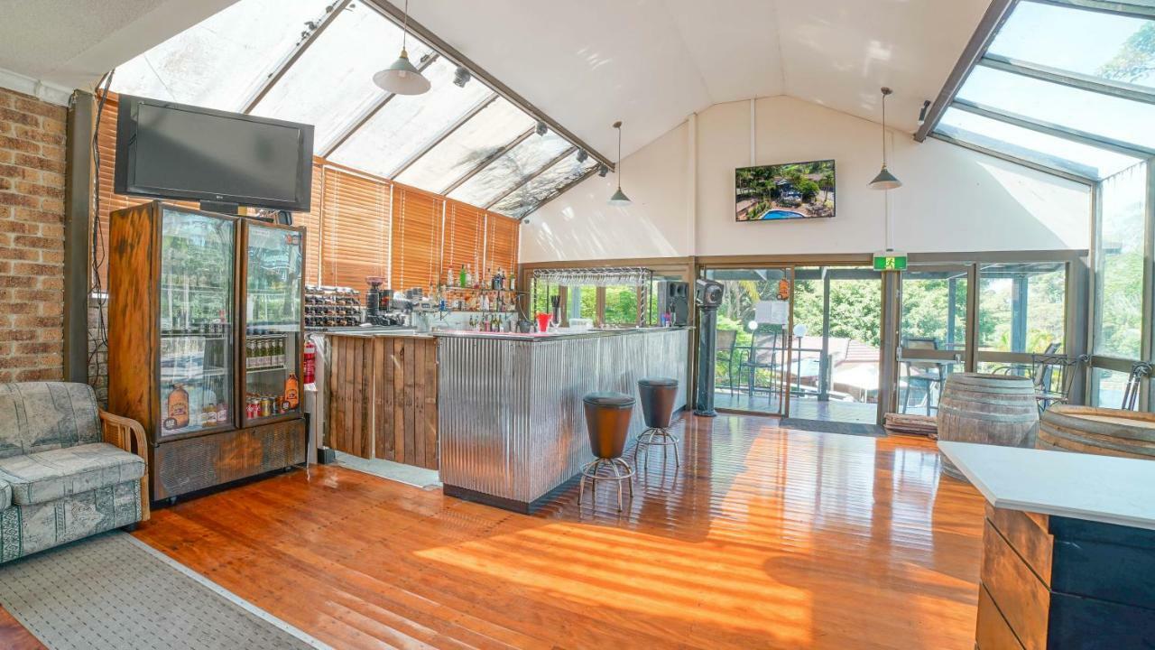 Country 2 Coast Motor Inn Coffs Harbour Dış mekan fotoğraf