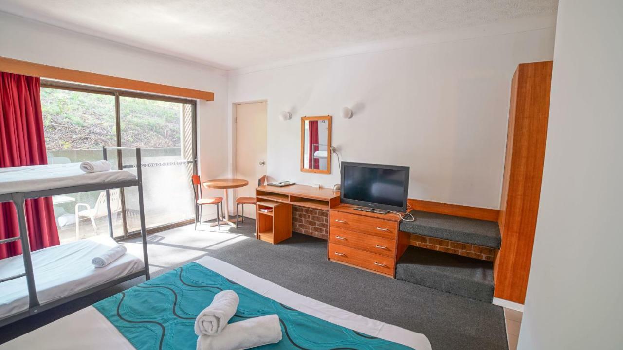Country 2 Coast Motor Inn Coffs Harbour Dış mekan fotoğraf