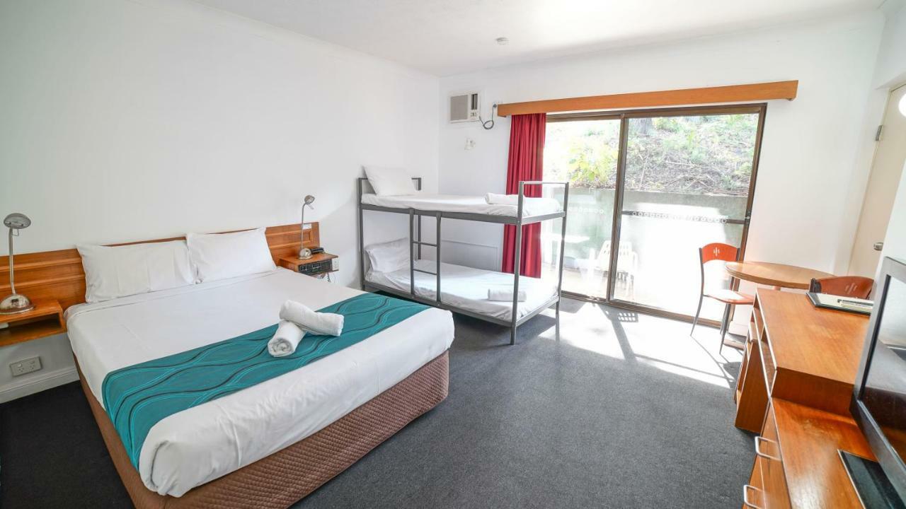 Country 2 Coast Motor Inn Coffs Harbour Dış mekan fotoğraf