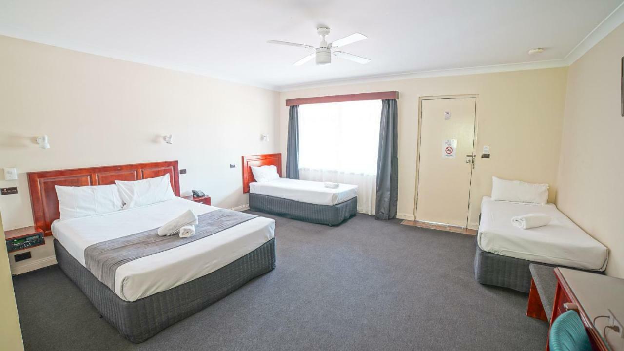 Country 2 Coast Motor Inn Coffs Harbour Dış mekan fotoğraf