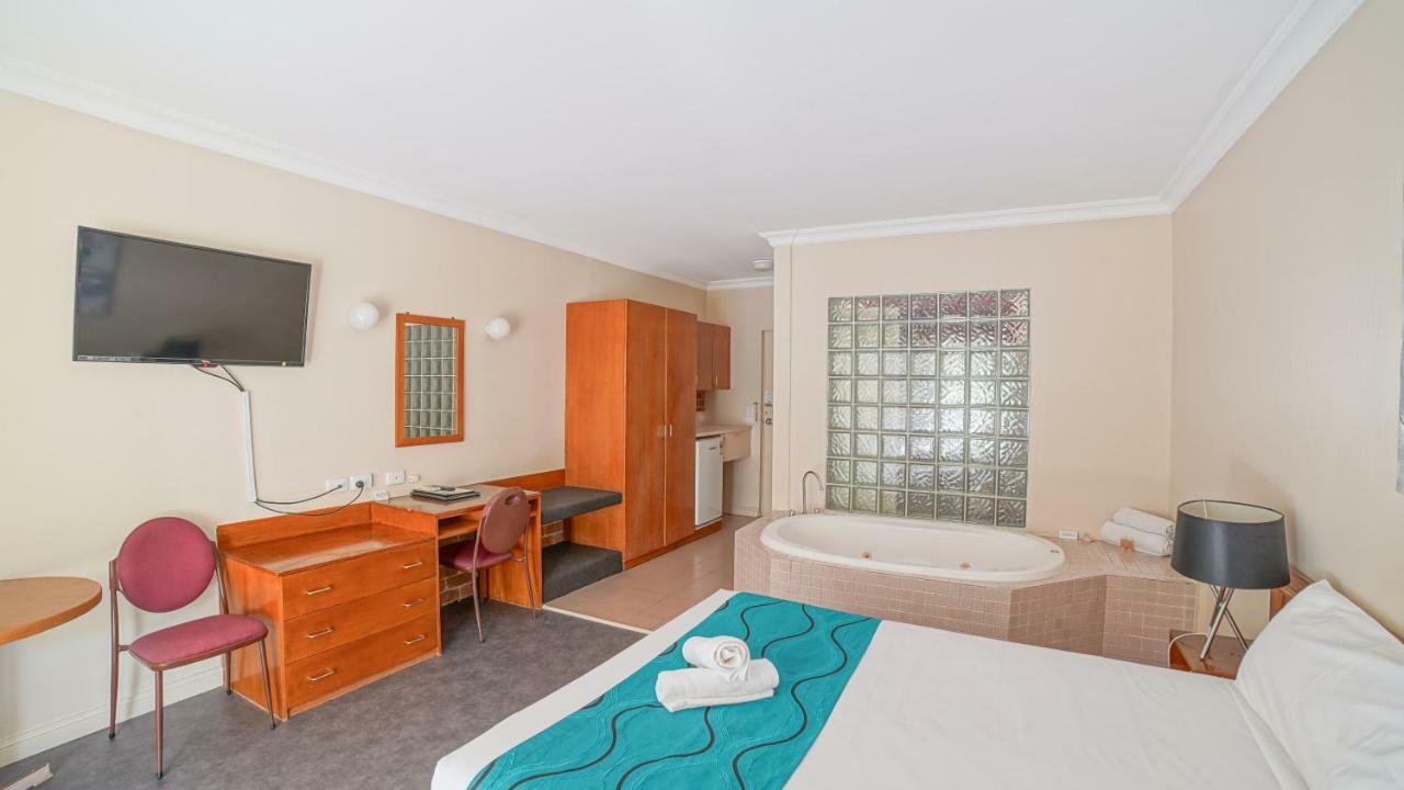 Country 2 Coast Motor Inn Coffs Harbour Dış mekan fotoğraf